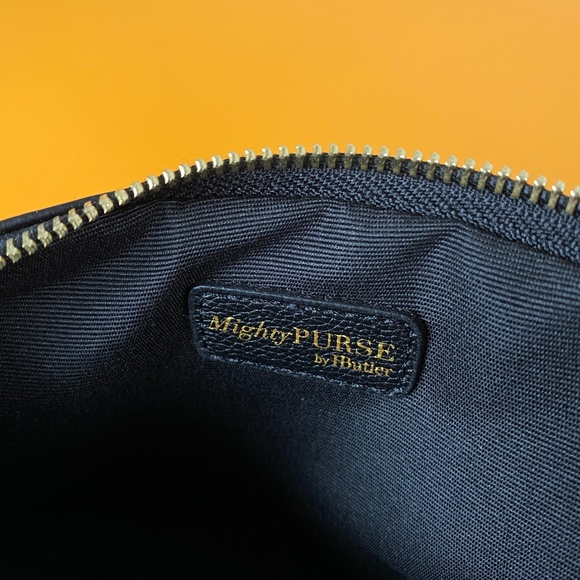 Mighty Purse by HButler - Genuine Leather Phone charging via removable battery - Picture 5 of 11